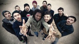 La Raíz Medley | A la sombra de la sierra - Entre poetas y presos - Nos volveremos a ver partitura gratis en pdf partitura de charanga arreglos para charanga Txaranga